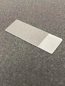 Glass slide for wet mount