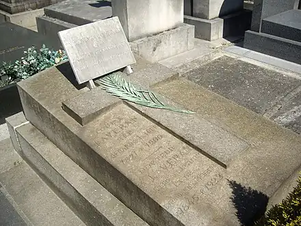 Grave at Cimetière du Montparnasse