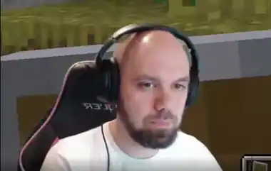 Slicedlimeface.png: Infobox image for Slicedlime the person in Minecraft