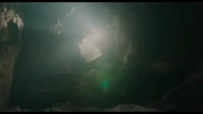 Steve pulling out the Earth Crystal