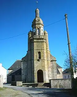 The parish church of Saint-Pierre-aux-Liens, in Arzano