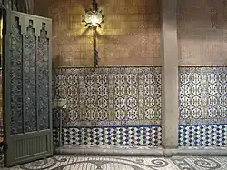 Foyer details.