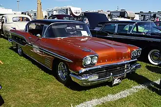1958 Pontiac Chieftain Catalina hardtop coupe