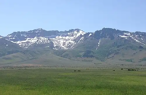 Hole in the Mountain Peak