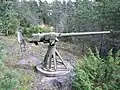 A 45 calibre 6-pounder at Kuivasaari, Finland. The markings on this gun indicate it was produced by Driggs-Seabury in Bridgeport, Connecticut.