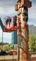 7idansuu carving the Reconciliation Pole at UBC