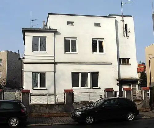 Main facade from the street