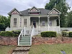 Queen Anne Victorian