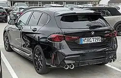 Rear view (M135)