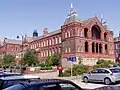 Royal Infirmary, Pembroke Place (1886–92; Grade II)