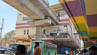 Installation of the station name board as of April 2024