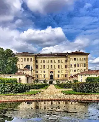 Italian garden.