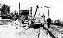 B&W picture of a road