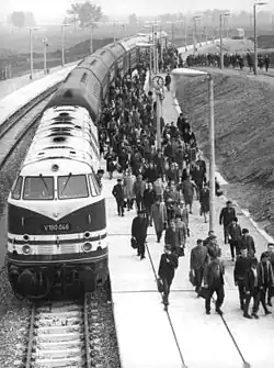 V&nbsp;180&nbsp;046 in Halle-Neustadt, 9 June 1967