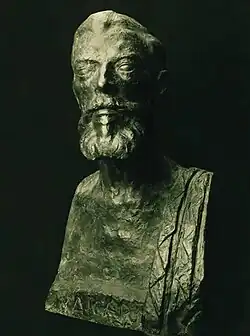 Monument dedicated to Jean Aicard, Toulon (detail of the bronze bust, 1931).