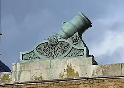 Mortar on top of west pavilion