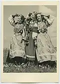 Olli Kalju, Agne Raag, and Anni Kalju in Obinitsa