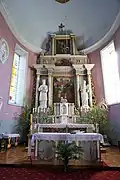 Central altar