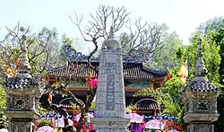 Long Sơn Temple