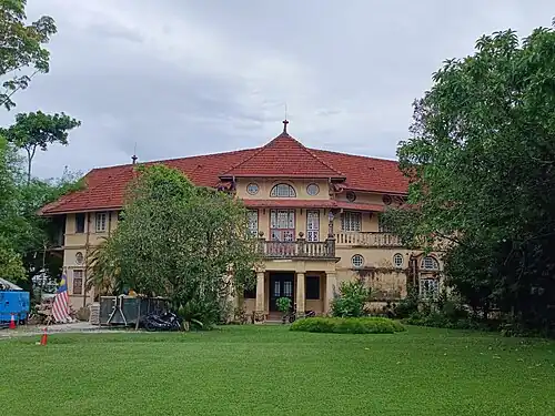 Loke Villa