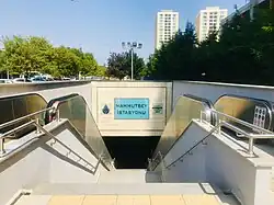 M3 entrance