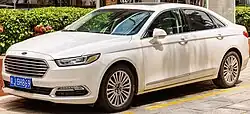 Ford Taurus VII front