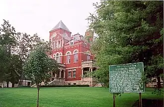 Fayette County courthouse in Fayetteville