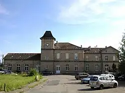Réding station, built in 1877, a key junction.