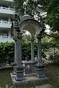 Gravestone of Koona Vayloo Pillai