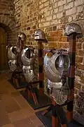 Guards armous.