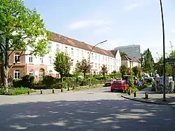 Street in Bahrenfeld (in background Hermes agency building, Ottensen)