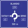 Advance sign for roundabout