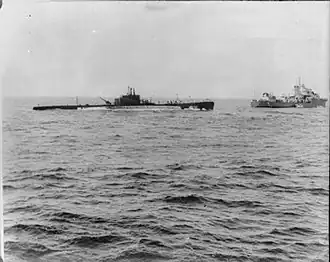 Galileo Galilei towed by HMS&nbsp;Kandahar