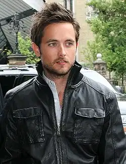 Photograph of Justin Chatwin in 2018