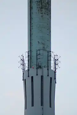 Antennas for FM-broadcasting on the chimney of Stuttgart-Münster power plant