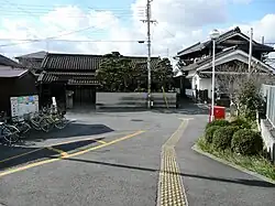 Station plaza