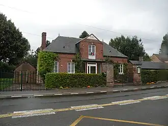 The town hall in Lachapelle-sous-Gerberoy
