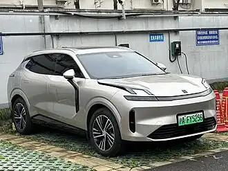 Lynk & Co 08 EM-P
