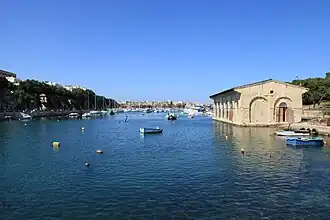 Pietà Creek Pietà