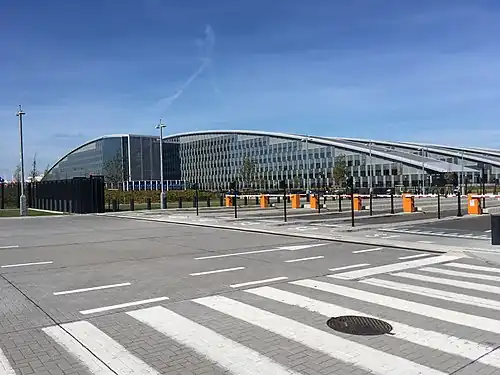 Exterior view from the Boulevard Léopold III/Leopold III-laan