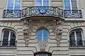 51, rue d'Anjou: Asian-inspired balcony