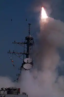 USS Laboon launches Tomahawk cruise missiles at Iraqi air defense targets, 3 September 1996.