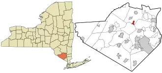 Location of Orange County, New York (left) and of Maybrook in Orange County (right)