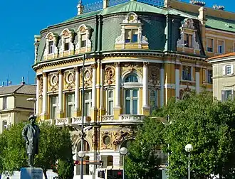 Side facade