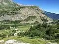 Following the Treaty of Paris, the end of the Saint-Nicolas plateau now delimits the border 10 kilometres (6.2&nbsp;mi) below the Mont Cenis Pass.