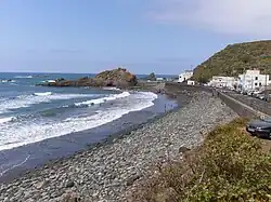 Roque de las Bodegas Beach