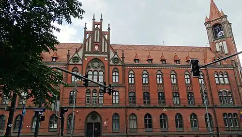 Facade onto Jagiellońska St.