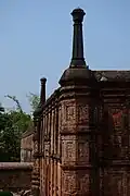 Corner pillars