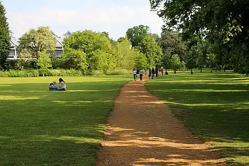 Queens' Green