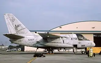 An S-3B Viking of VS-21 at NAF Atsugi in November 1994.